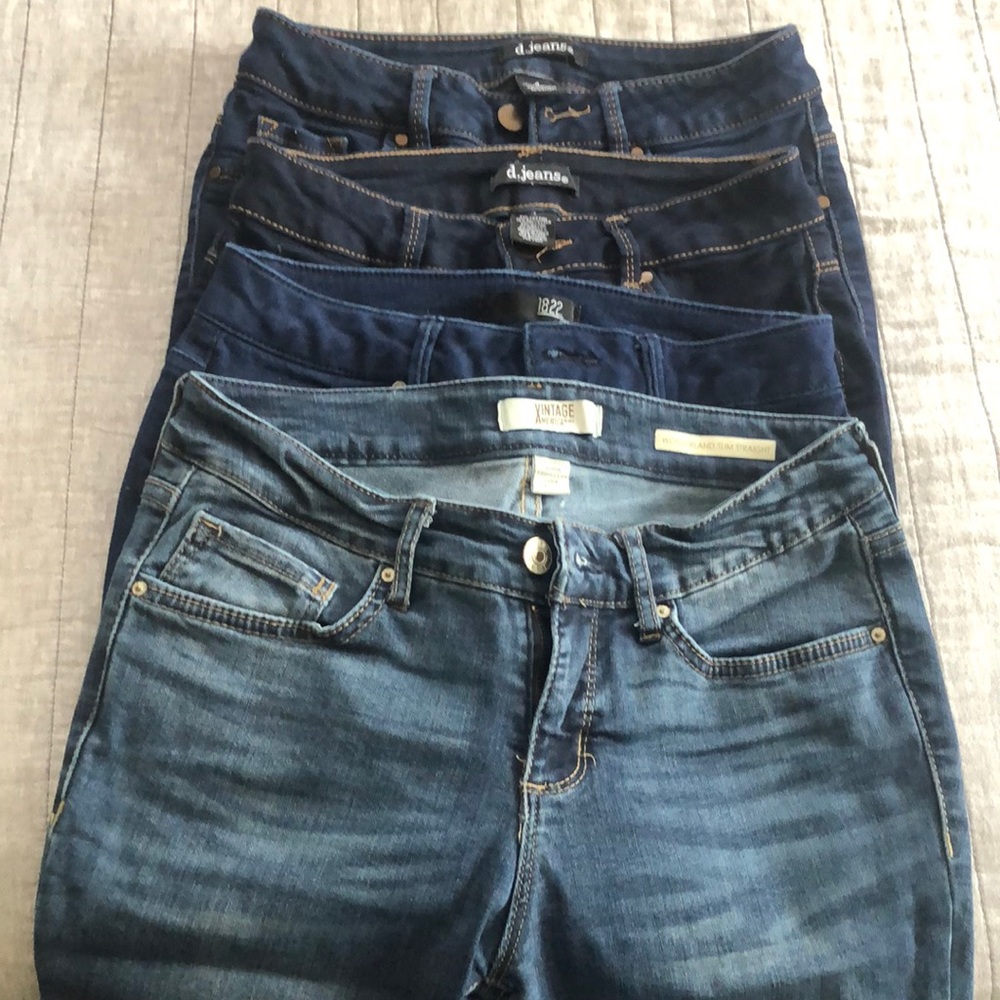 Lot size 4 jeans